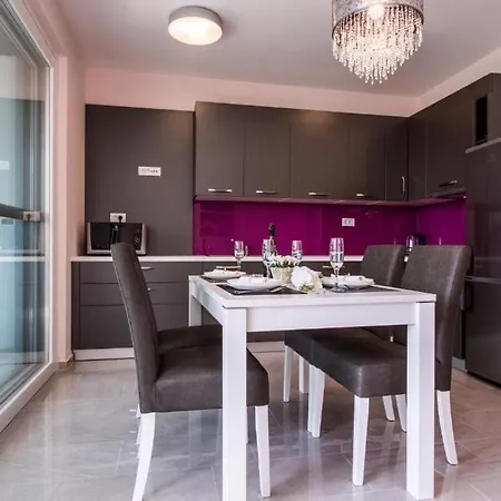 Apartament Marina